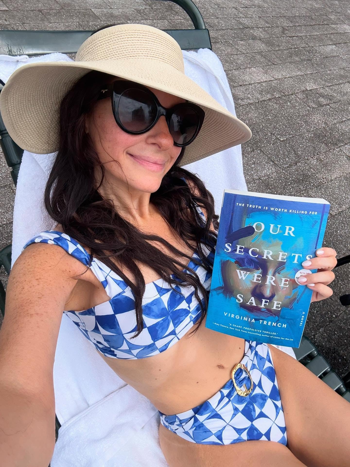 Influencer Ambassador Instagram Post @beautyandthebook